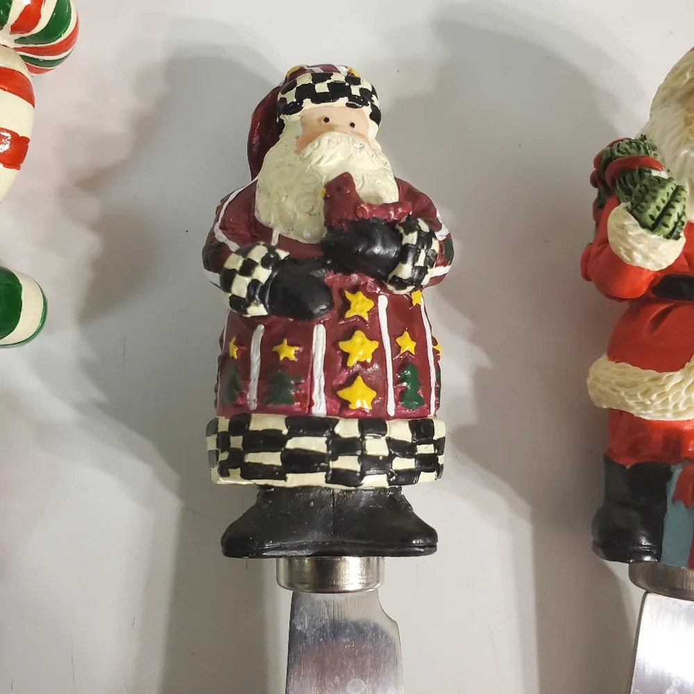 Lot Of 6 Christmas Cheese Butter Spreaders Knives Stainless Santa Candy CaneASIS